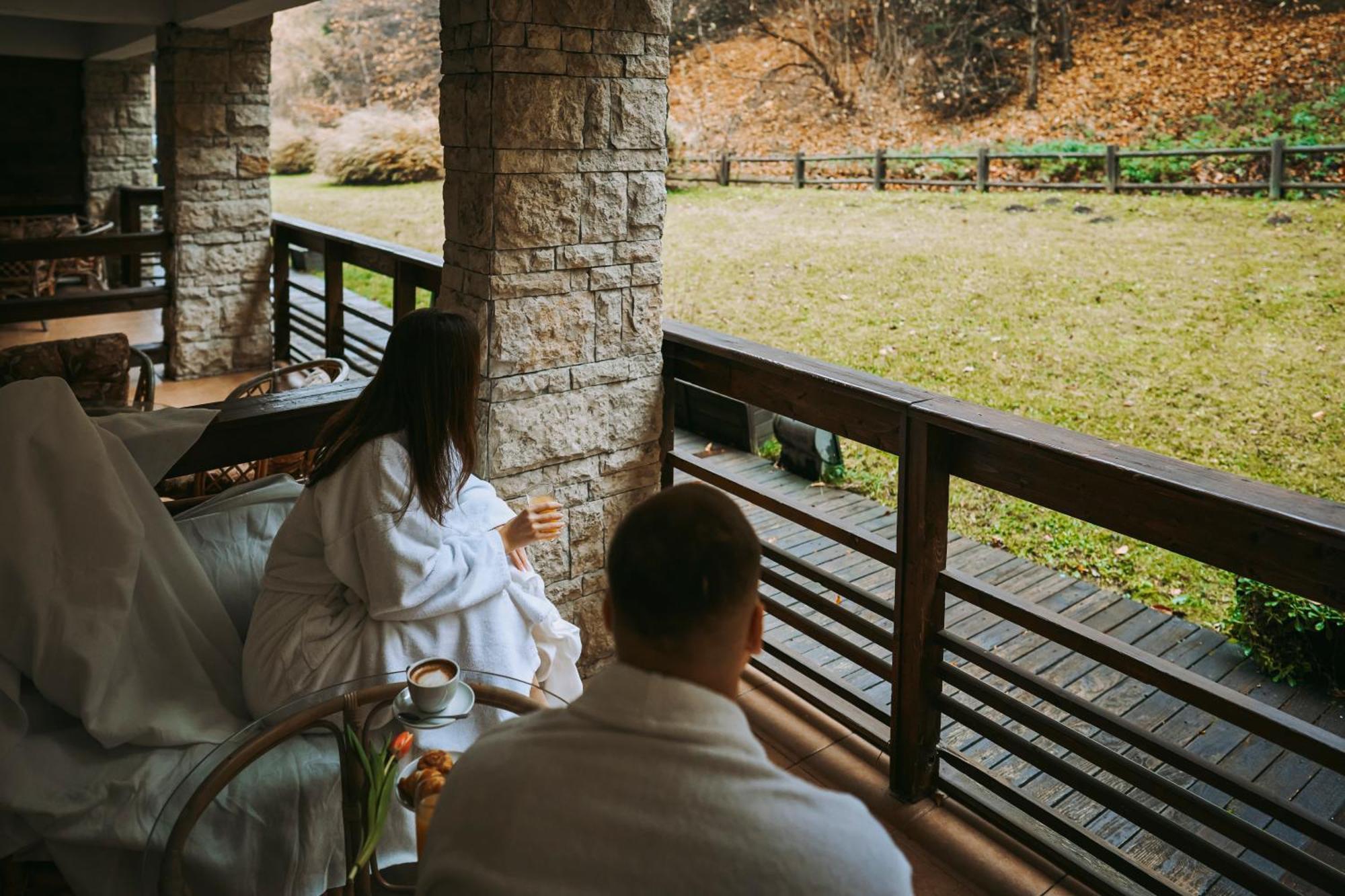 סוצ'ביטה Hotel & Restaurant Sofia מראה חיצוני תמונה