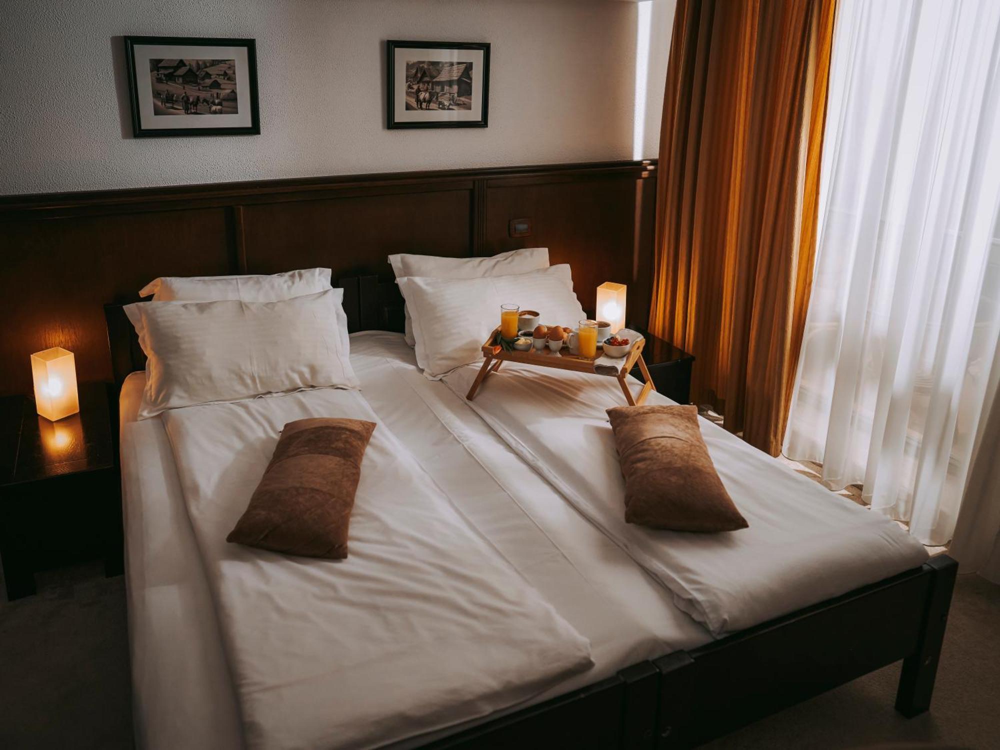 סוצ'ביטה Hotel & Restaurant Sofia מראה חיצוני תמונה